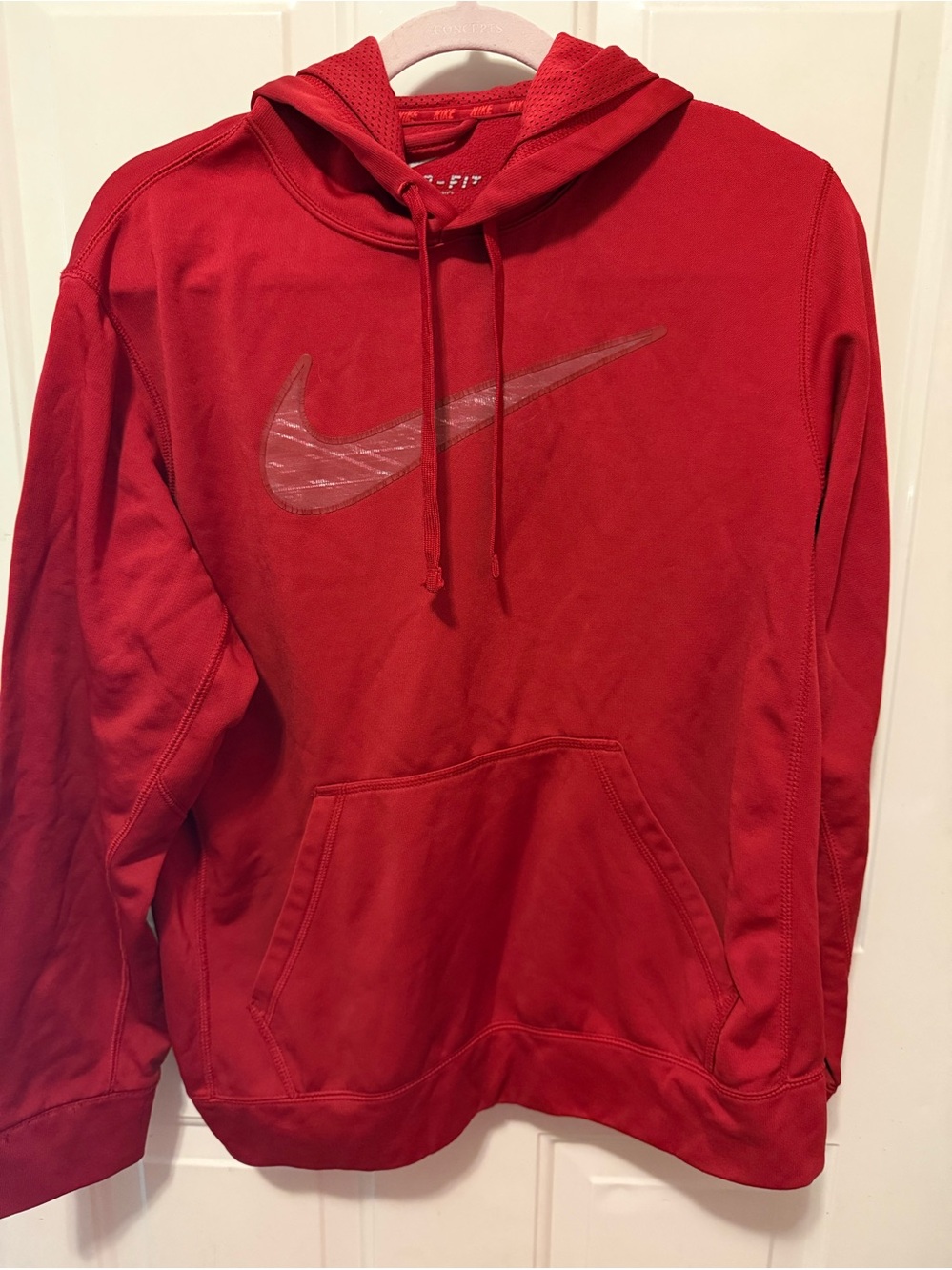Nike Men’s Red Hooded Therma -FIT Pullover Sweatshirt. Size medium